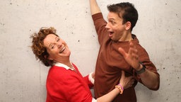 Nicolai Kuntz (r) und WDR 2 Moderatorin Steffi Neu