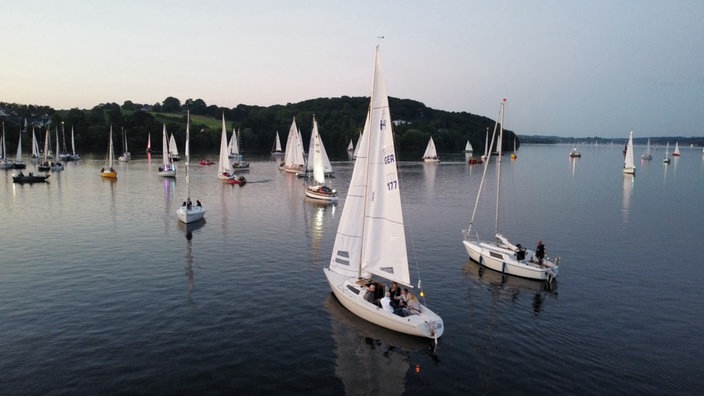  Mittsommer(nacht)segeln im Westen: Möhnesee
