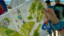 Eine Karte weist den Weg zum Schatz auf dem Ettelsberg