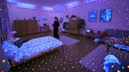 Ausstellung im Museum Ludwig - Yayoi Kusama: Installtion "I'm Here, but Nothing" 