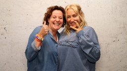 Sarah Connor und WDR 2 Moderatorin Steffi Neu (l)
