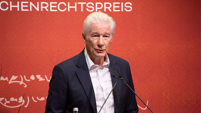 Richard Gere bei der Verleihung des Menschenrechtspreises "Schneelöwe" in Berlin