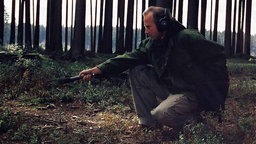 Lasse-Marc Riek im Wald, bei der Aufnahme