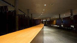Garderobe der Deutschen Oper Berlin.