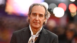 Porträtaufnahme von Filmkomponist Alexandre Desplat.