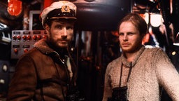 Die Schauspieler Jürgen Prochnow und Herbert Grönemeyer 1981 im Film "Das Boot"