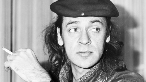 Udo Lindenberg 1981 mit Zigarette in der Hand
