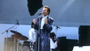 Midge Ure steht am 13. Juli 1985 beim Live-Aid-Konzert in London auf der Bühne und singt