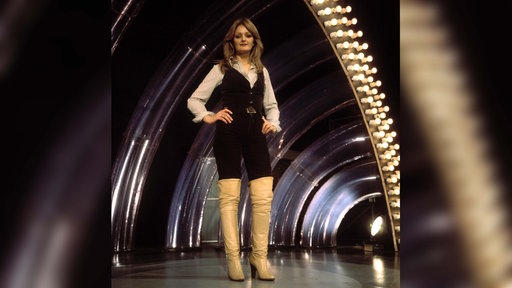 Sängerin Bonnie Tyler, Liveauftritt in der Jugendsendung rund Ost Berlin (1974)