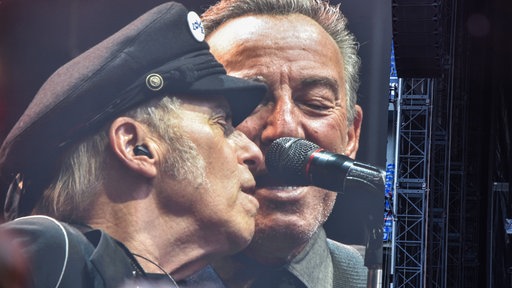 Impressionen vom Bruce Springsteen-Konzert in Gelsenkirchen (27.06.2025)