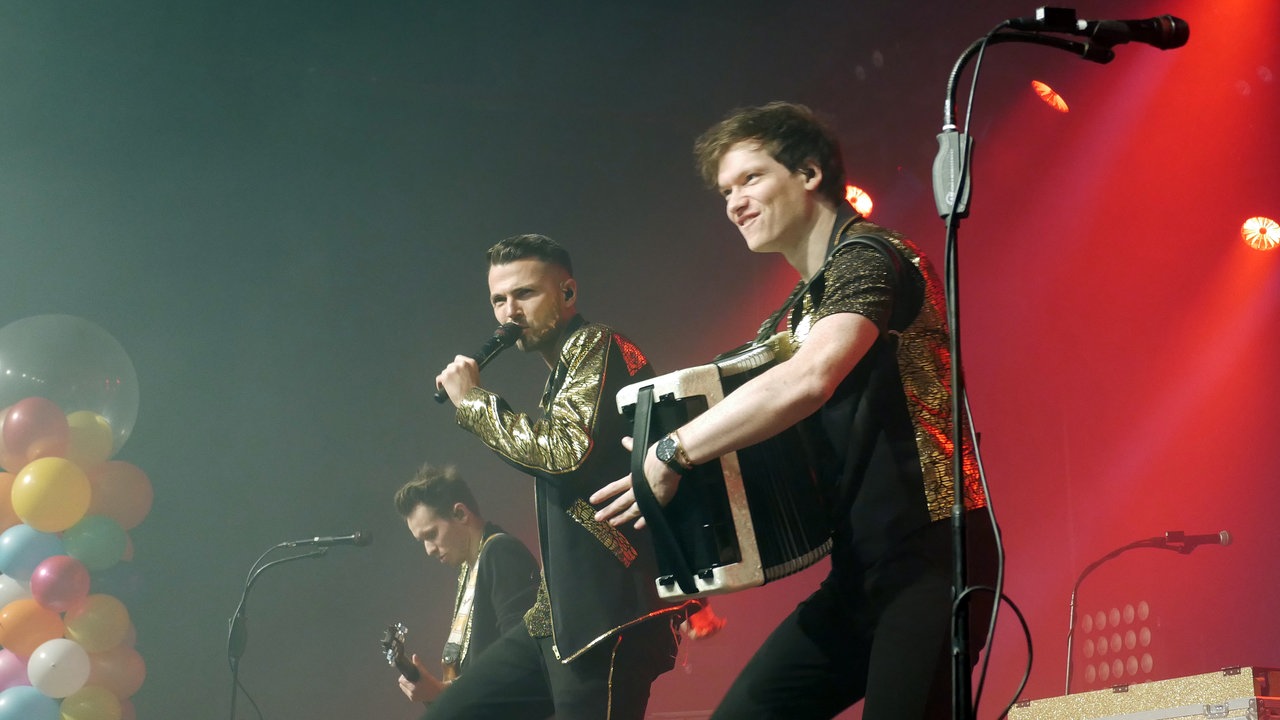 Die Band Scharmöör auf der Bühne