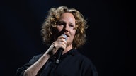 Michael Schulte singt auf der Bühne