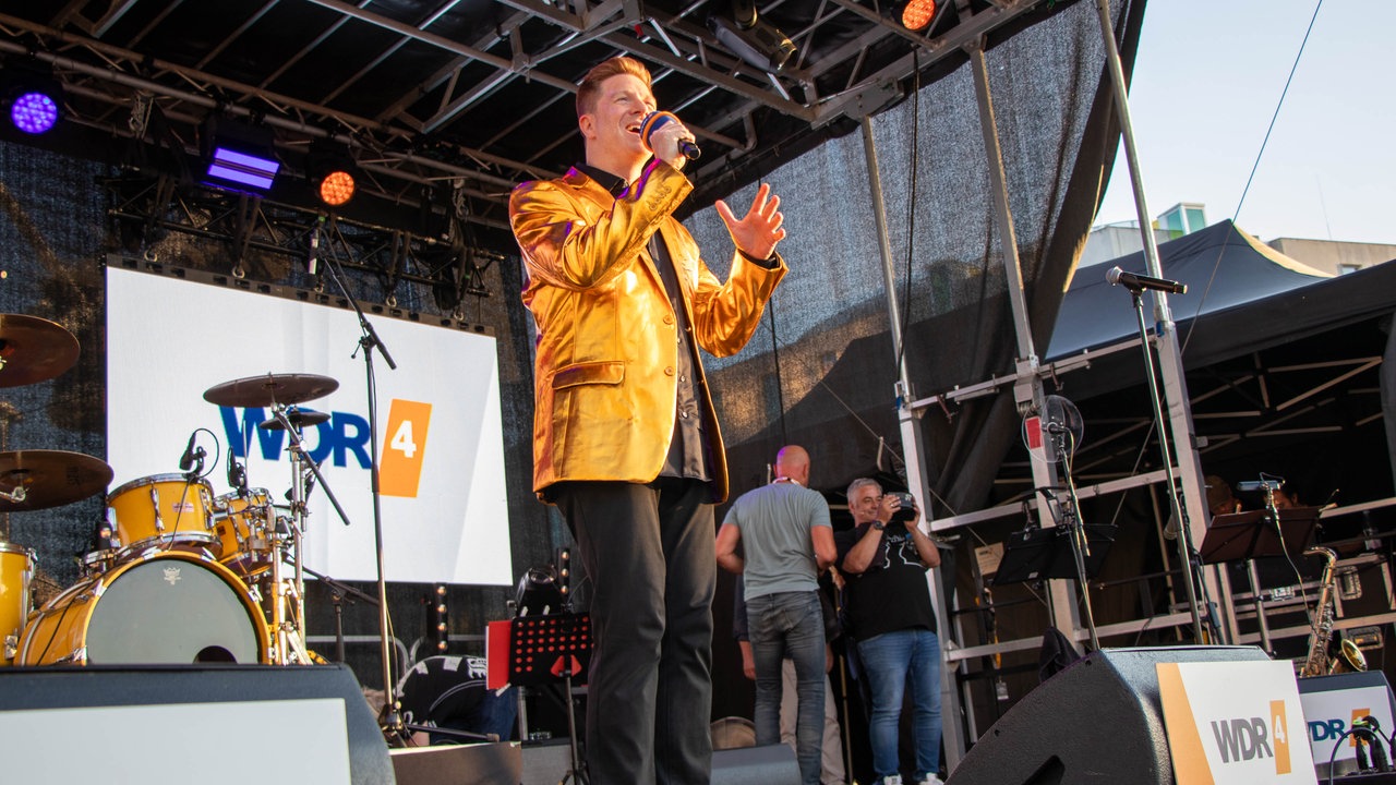 WDR 4 Sommer Open Air in Köln mit Ingo Oschmann und der WDR 4 Band