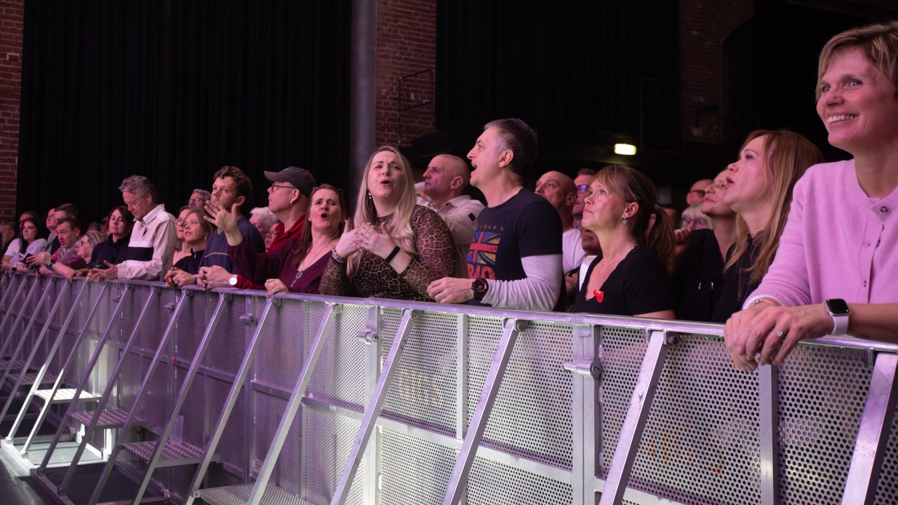 Fans im Kölner E-Werk