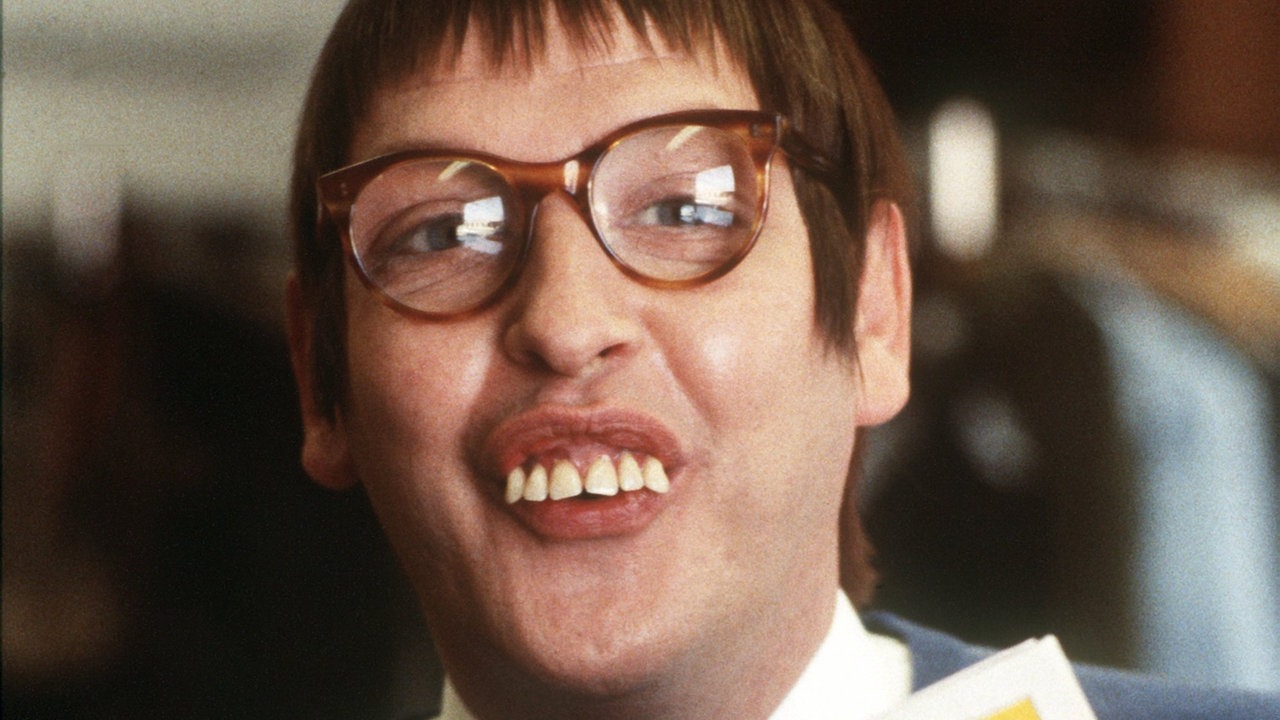Diether Krebs mit falschen Zähnen und Brille