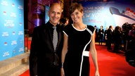 Christoph Maria Herbst und Gisi Herbst 2016 bei der Premiere des Udo-Jürgens-Musicals "Ich war noch niemals in New York" im Stage Theater des Westens in Berlin