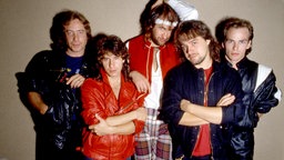 Die Mitglieder der Band Marillion posieren im Oktober 1985 anlässlich eines Auftritts in Lippstadt für ein Bandfoto