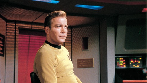 William Shatner als Capt. James T. Kirk