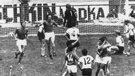 Italiens Mannschaft jubelt nach 4:3-Siegtreffer gegen Deutschland bei WM-Halbfinale 1970 in Mexiko