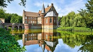 Burg Hülshoff: Wasserschloss inmitten schöner Natur