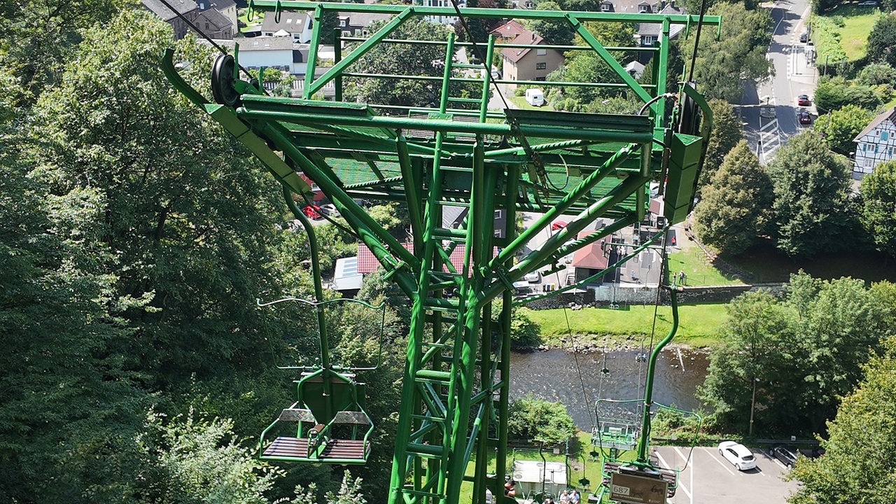 Seilbahn am Schloss Burg 