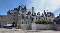 Außenansicht von Schloss Burg in Solingen
