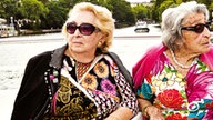 Regina und Bella, zwei vitale Alte
