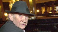 Simon Schott
