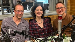 Nils Henkel, Carolin Courts und Uwe Schulz im WDR-Studio
