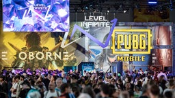 Gamescom 2025 in Köln: Blick auf die Ausstellungsflächen in den Kölner Messehallen