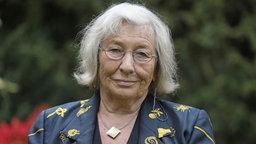 Carmen Thomas