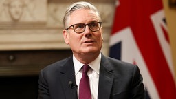 Premierminister Keir Starmer im Interview, 27.04.2026.