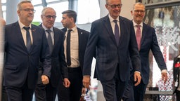 Kanzler Merz und Vertreter der Wirtschaftsverbände am 06.03.2026 im Kanzleramt.