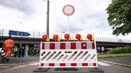 Symbolbild: Vollsperrung der Bonner Nordbrücke (2026).