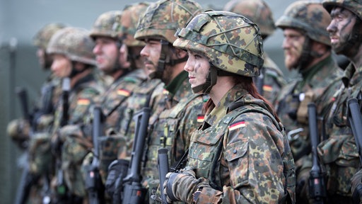 Bundeswehr-Soldat:innen