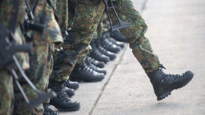 Symbolbild: Soldat:innen