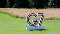 Symbolbild: "G7"-Logo in Évian.