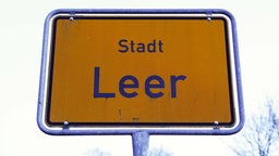 Ortstshcild der Stadt "Leer".