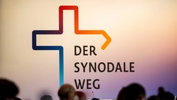Symbolbild: Logo des Synodalen Wegs (2022)