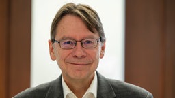 Uwe Jun, Politikwissenschaftler und Parteienforscher, Universität Trier