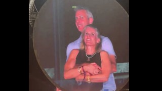 Während eines Coldplay-Konzerts in Boston blieb eine Kiss-Cam bei einen Paar stehen und entlarvte ein Paar, das eine Affäre hatte.