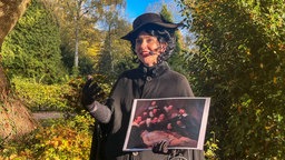 Anja Kretschmer-Rodenbröker verkleidet als "Schwarze Witwe"