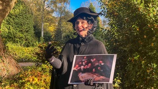 Anja Kretschmer-Rodenbröker verkleidet als "Schwarze Witwe"