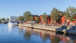 Blick auf den Hafen von Oulu in Finnland. 