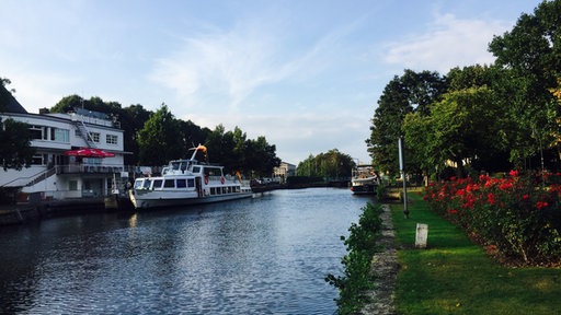 Wasserbahnhof mit der alten Ruhrschleuse