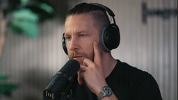 Ben Berndt, Host des {ungeskriptet} Podcasts.