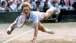 Archivbild: Boris Becker gewann spektakulär gegen Kevin Curren in vier Sätzen das Wimbledon-Finale, 07.07.1985.