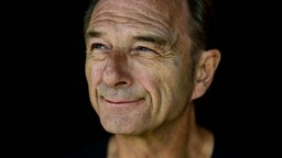 Fritz Eckenga lächelt verschmitzt