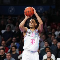 Joel Aminu (Baskets Bonn) in Aktion