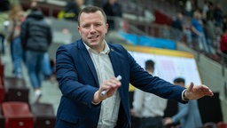 Savo Milovic am Spielfeldrand